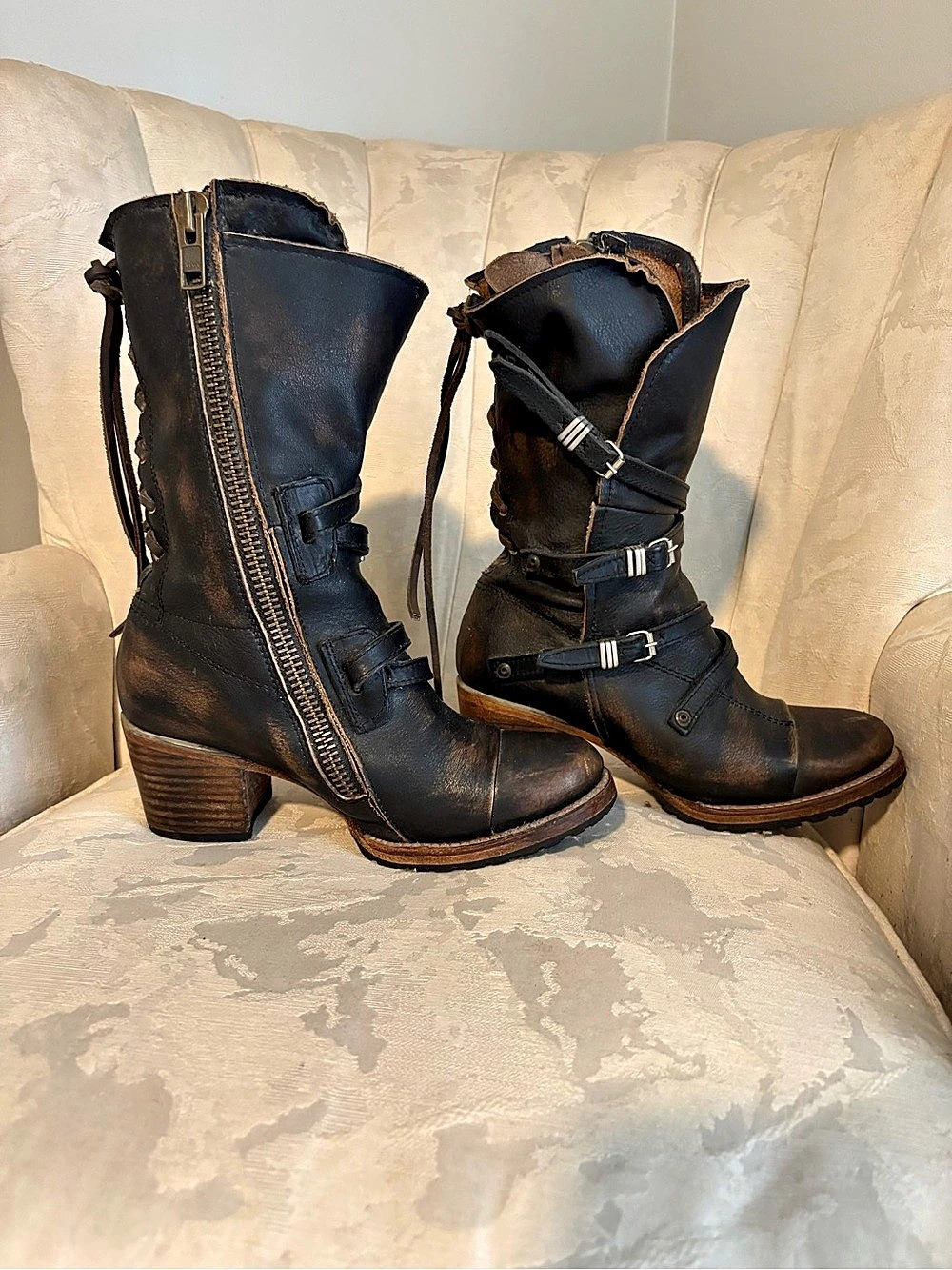 The Frye Company Cora Moto Boots Leather Black US 9